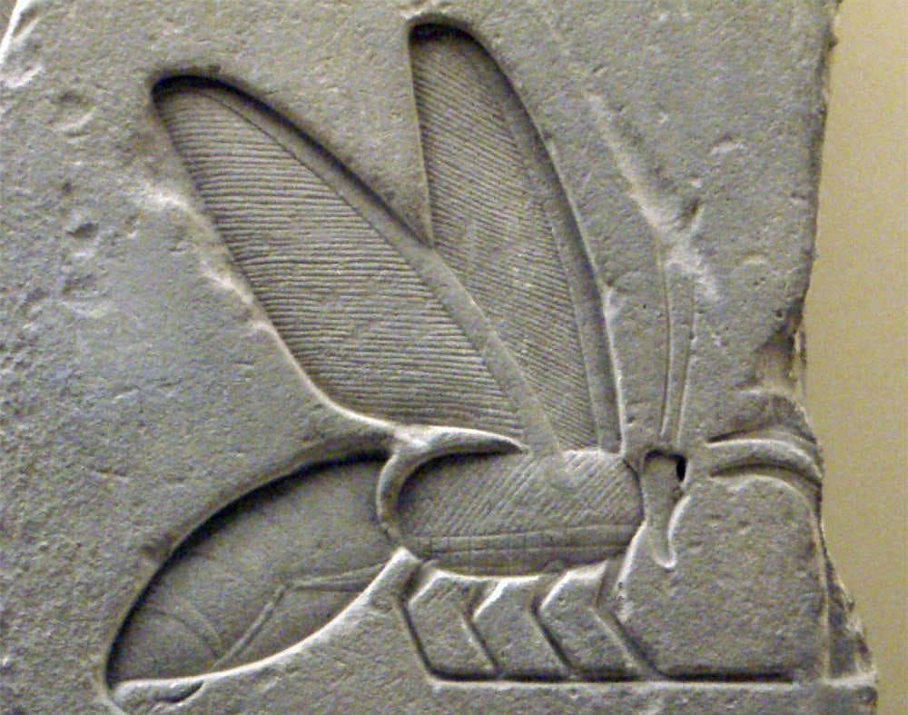 Abeilles et art ancien