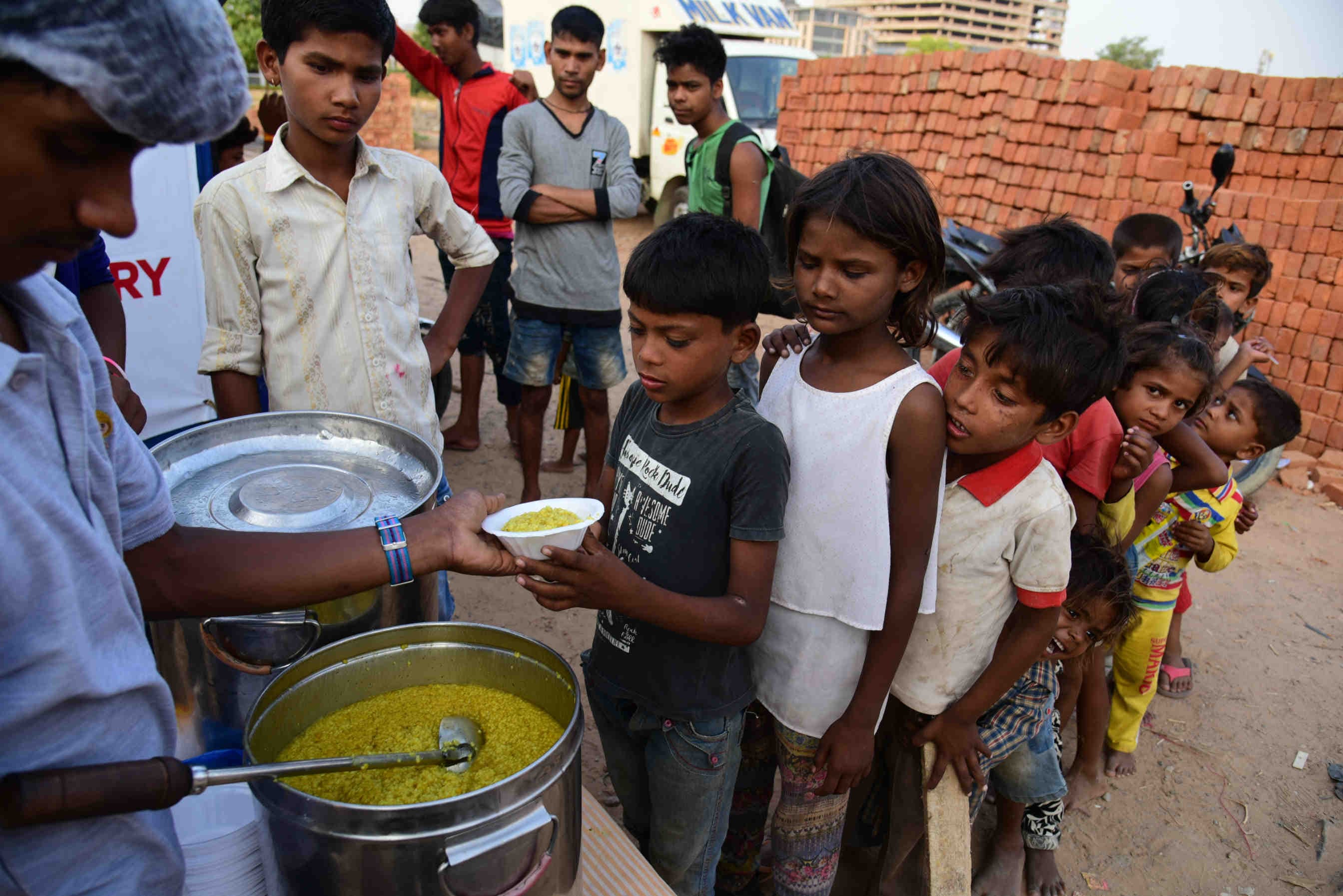 Employment and poverty: the current situation in the world