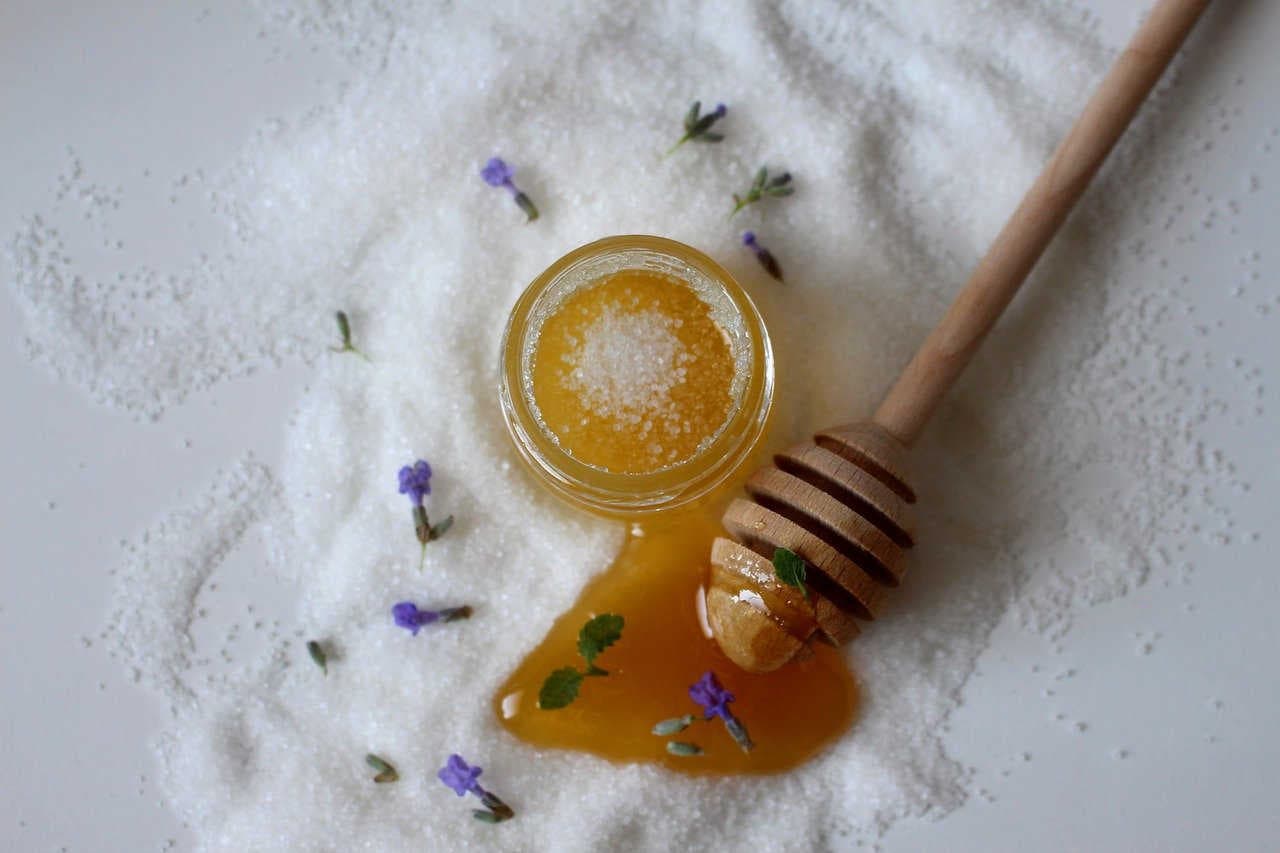 Miele di castagno: utilizzi in cosmesi e cucina