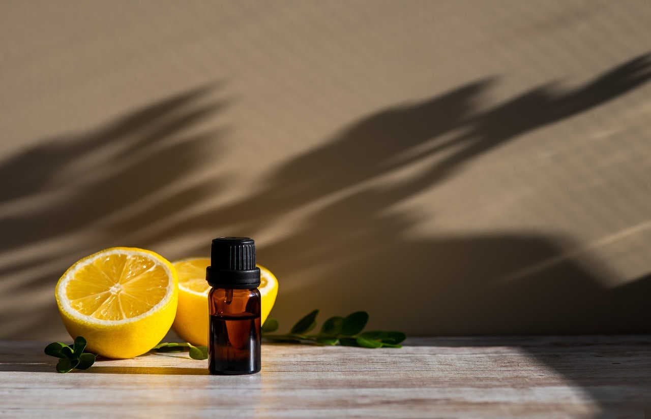 olio essenziale di limone