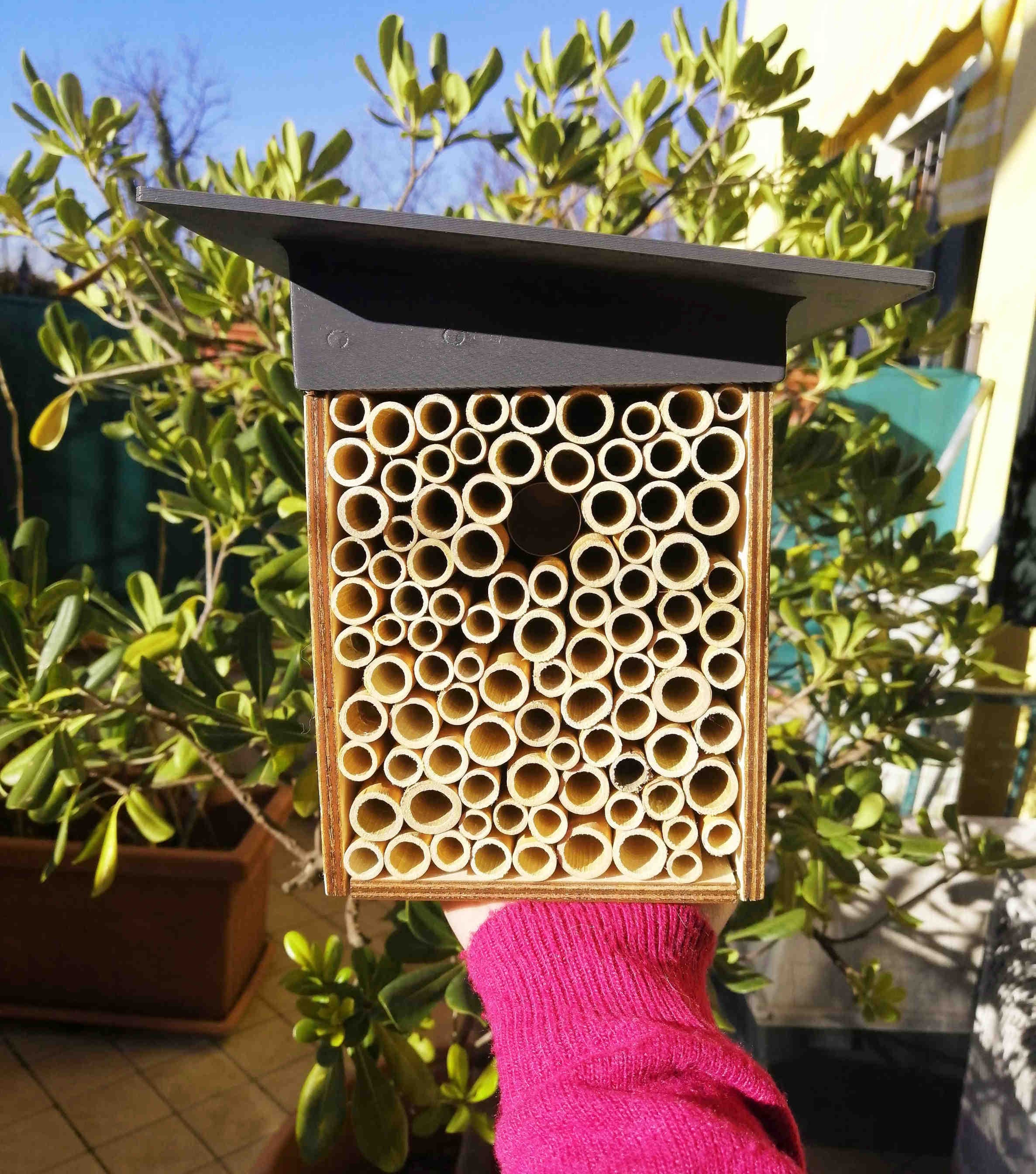 Unterschlupf für Bestäuberinsekten oder Insektenhotel